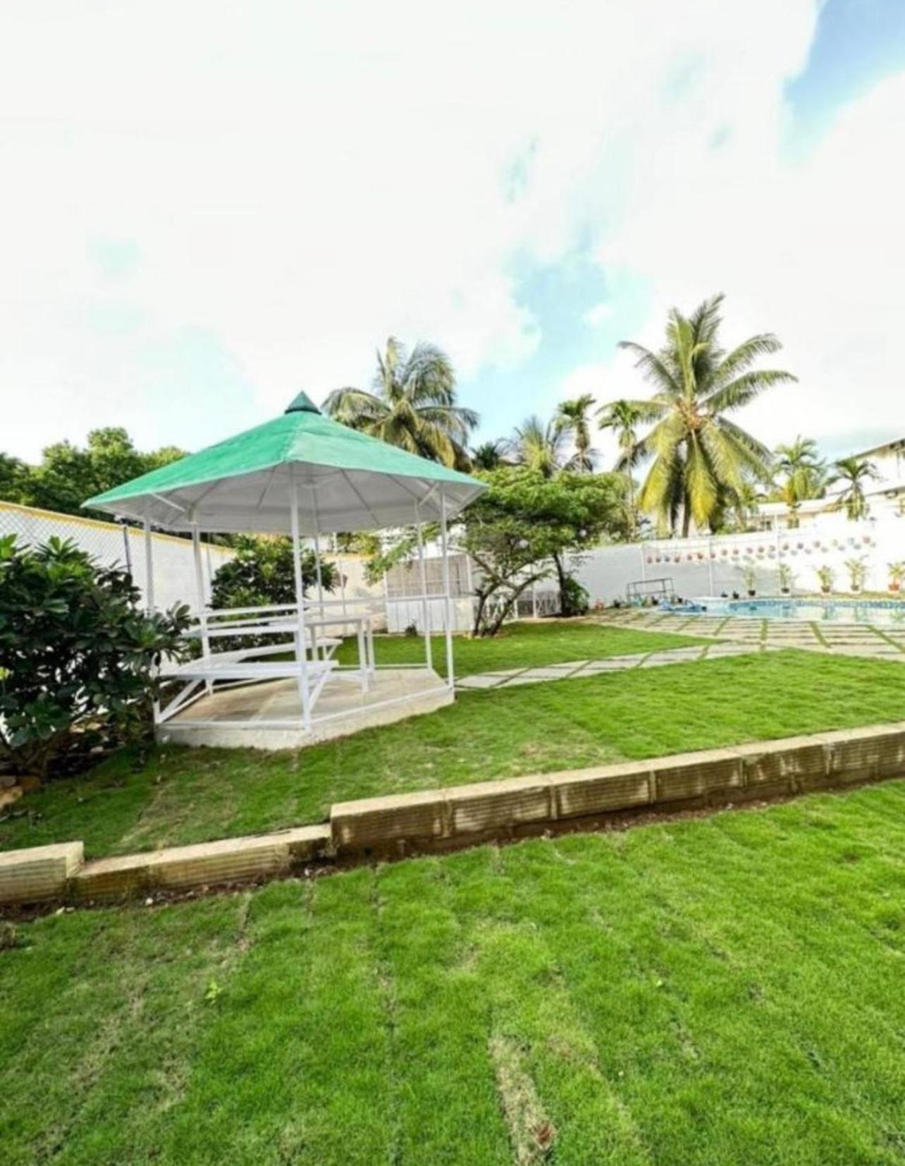 Villa Wistaria- Luxury 7Bhk Villa With Private Pool 알리바그 외부 사진